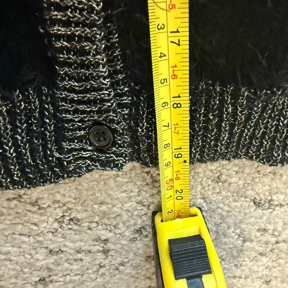 Frenchi L EUC super fun black and Light Gray really Fuzzy Cardigan - Picture 8 of 13